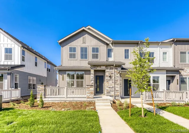 Photo 1 of Sale Pending at 7659 S Mobile Way, Aurora, CO 80016 | MLS# 5560096 | Listing updated on 2026-09-28