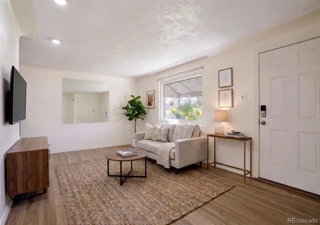 4th image of 2115 W Elk Pl, Denver, CO 80211 | MLS# 2100226
