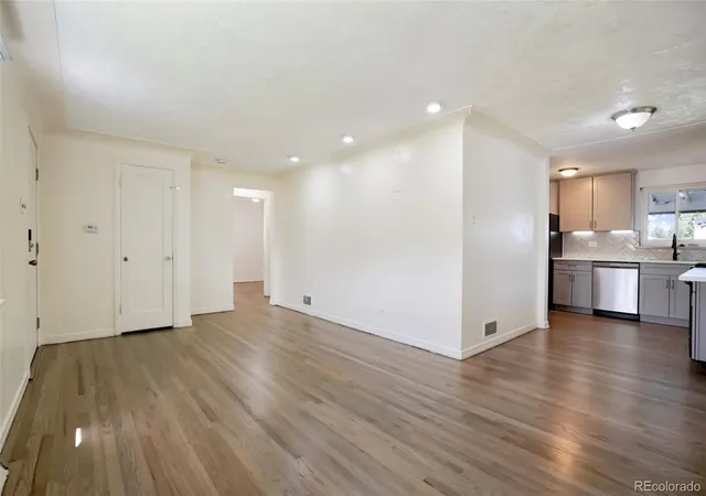5th image of 2115 W Elk Pl, Denver, CO 80211 | MLS# 2100226
