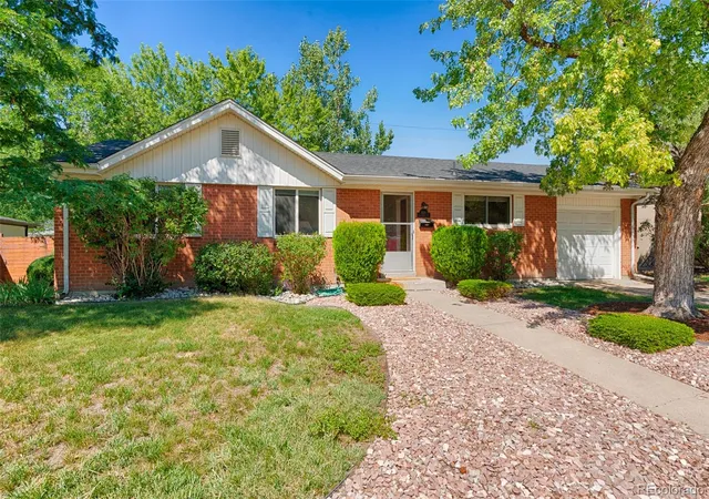 2nd image of 681 S Holly St, Denver, CO 80246 | MLS# 7461717