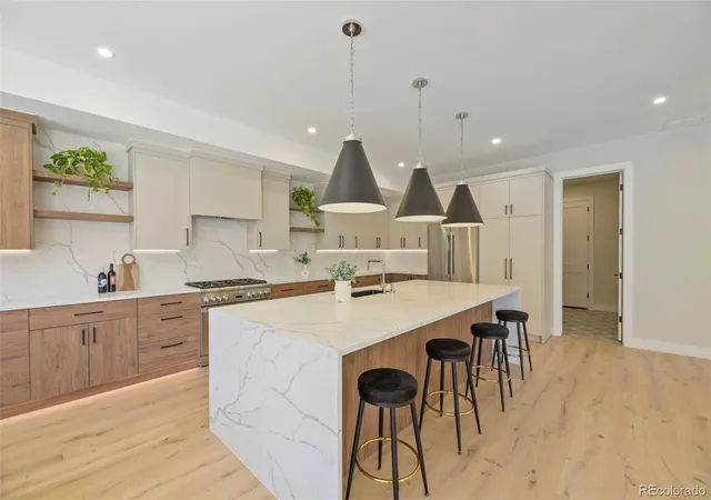4th image of 2225 S Dexter St, Denver, CO 80222 | MLS# 4341538