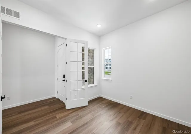 Photo 3 of Single family home for sale at 5684 Wayfarer Cir, Firestone, CO 80504 | MLS# 3637294 | Listing updated on 2026-08-20