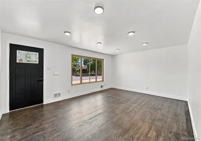 5th image of 3113 Worchester St, Aurora, CO 80011 | MLS# 4377802