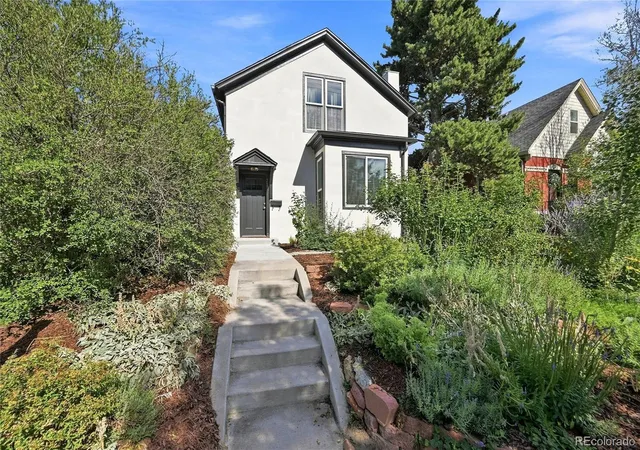 Photo 4 of Single family home for sale at 2518 Irving St, Denver, CO 80211 | MLS# 4655046 | Listing updated on 2026-09-22