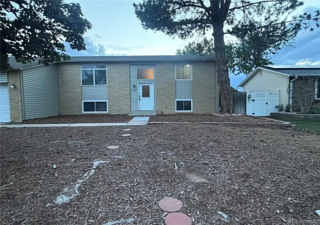 3rd image of 3147 S Ouray St, Aurora, CO 80013 | MLS# 5861438