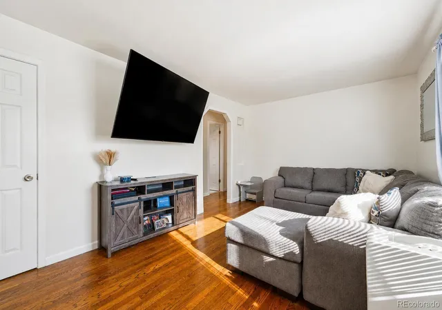 2nd image of 931 S Canosa Ct, Denver, CO 80219 | MLS# 4002647