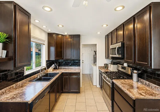 3rd image of 931 S Canosa Ct, Denver, CO 80219 | MLS# 4002647
