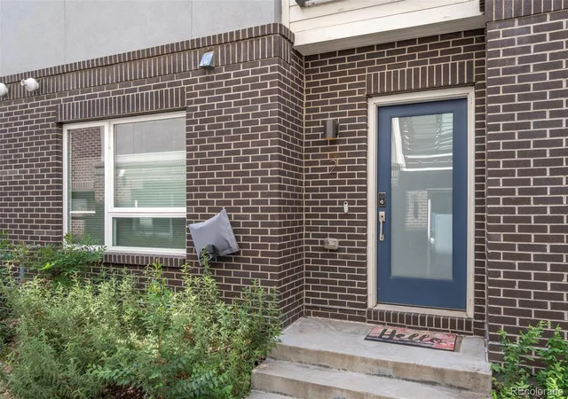2nd image of 1615 Harlan St #2, Lakewood, CO 80214 | MLS# 2532821