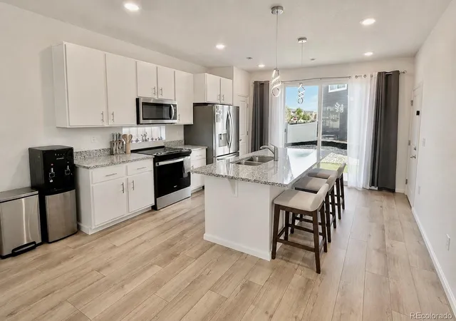 3rd image of 4093 Zebrawood Ln, Johnstown, CO 80534 | MLS# 3282732