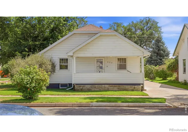 Photo 3 of Single family home for sale at 422 Euclid St, Fort Morgan, CO 80701 | MLS# IR1066831 | Listing updated on 2026-09-23