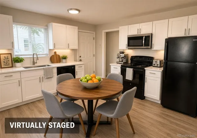 Photo 4 of Single family home for sale at 940 Moline St, Aurora, CO 80010 | MLS# 2324320 | Listing updated on 2026-10-27