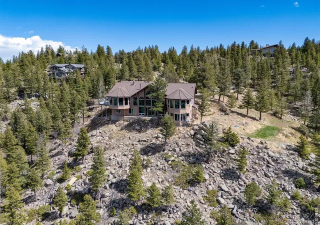3rd image of 323 Overlook Ln, Boulder, CO 80302 | MLS# IR1066840