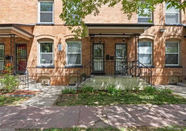 Townhouse for sale at 711 27Th St, Denver, CO 80205 | MLS# 7401679