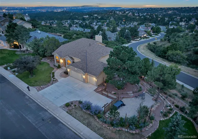 3rd image of 2565 Kinderhook Ln, Colorado Springs, CO 80919 | MLS# 9539621
