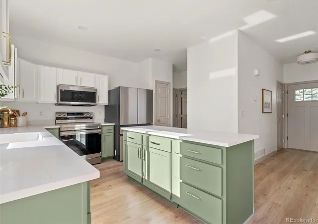 Photo 3 of Single family home for sale at 3356 S Nelson St, Lakewood, CO 80227 | MLS# 7218729 | Listing updated on 2026-09-17