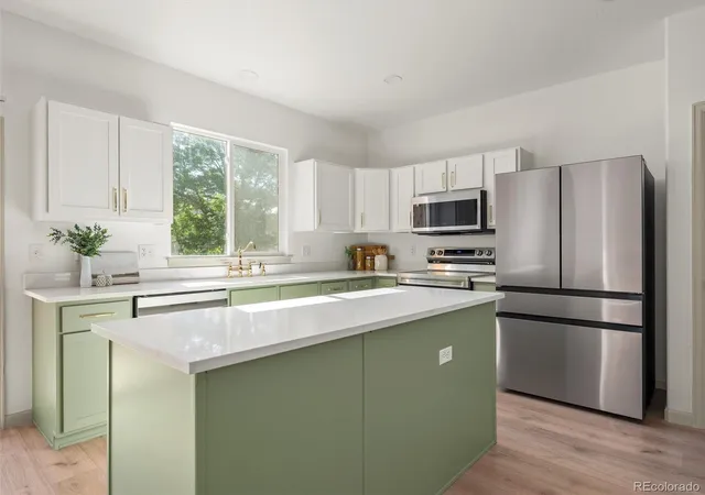 Photo 4 of Single family home for sale at 3356 S Nelson St, Lakewood, CO 80227 | MLS# 7218729 | Listing updated on 2026-09-17