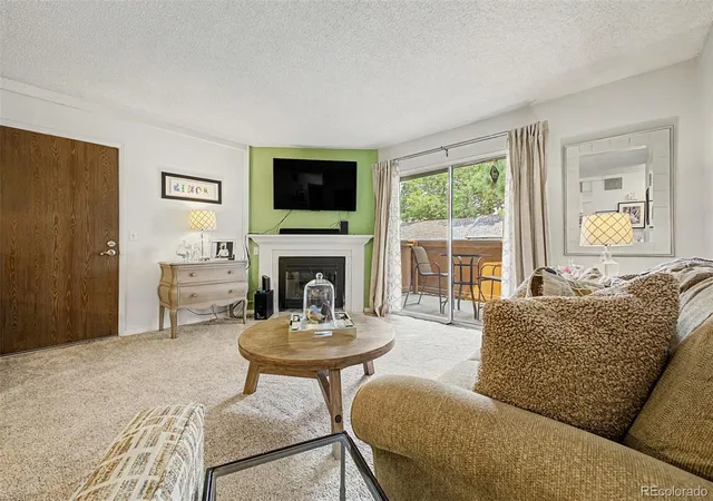 Listing Photo 3 - Condo for sale in building located at 3336 S Ammons St, Lakewood, CO 80227 - Unit #12-103