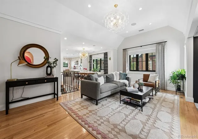 2nd image of 550 S York St, Denver, CO 80209 | MLS# 9307907