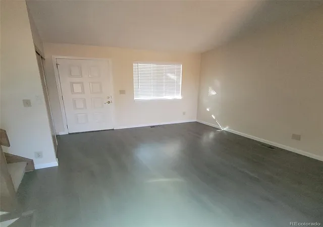 Photo 3 of Single family home for sale at 4692 S Pagosa Cir, Aurora, CO 80015 | MLS# 5446703 | Listing updated on 2026-10-06