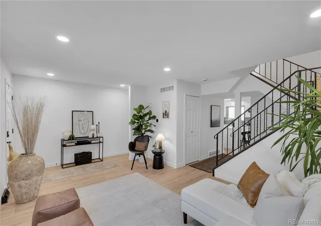 4th image of 750 Tabor St #24, Lakewood, CO 80401 | MLS# 4436225