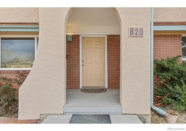 3rd image of 820 Lotus Wy, Broomfield, CO 80020 | MLS# IR1066883