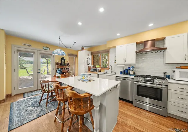 3rd image of 1550 W 28th St, Loveland, CO 80538