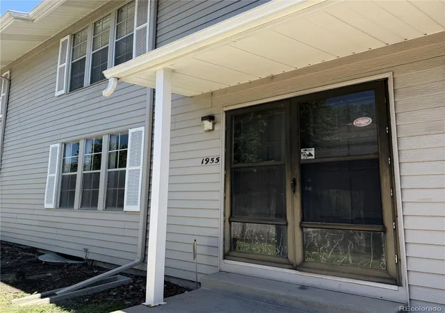 1st image of 1955 S Oakland Wy, Aurora, CO 80014 | MLS# 2309003