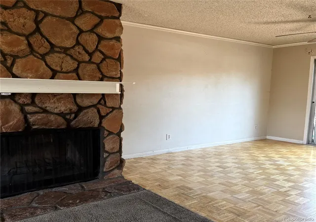 image of 1955 S Oakland Wy, Aurora, CO 80014 | MLS# 2309003