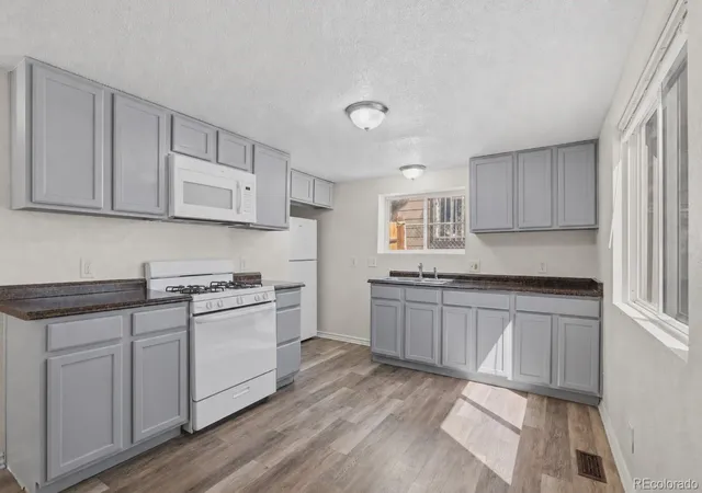 2nd image of 564 S Stuart St, Denver, CO 80219 | MLS# 2459740
