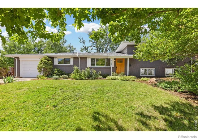 Photo 4 of Single family home for sale at 3133 Fern Pl, Boulder, CO 80304 | MLS# IR1066898 | Listing updated on 2026-10-09