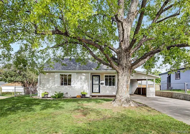 Photo 1 of Single family home for sale at 2616 S Linley Ct, Denver, CO 80219 | MLS# 5251811 | Listing updated on 2026-09-23