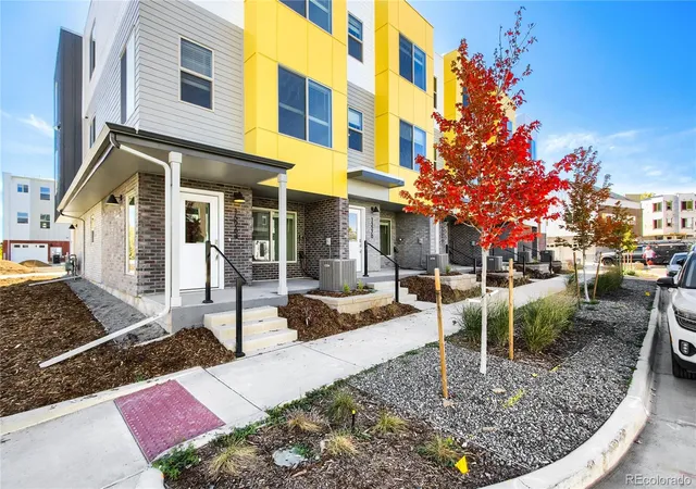 Townhouse for sale at 15274 W 68th Place, Arvada, CO 80007 | MLS# 7395550