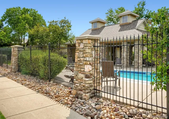Listing Photo 2 - Condo for sale in building located at 10473 W Hampden Ave, Lakewood, CO 80227 - Unit #101