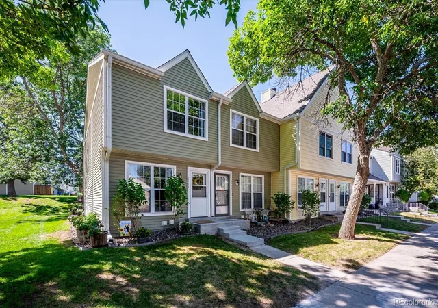 2nd image of 8964 W Dartmouth Pl, Denver, CO 80227 | MLS# 5041409