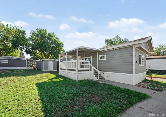 2nd image of 1800 Quintero St, Aurora, CO 80011 | MLS# 9433571