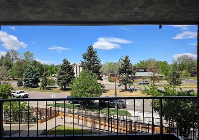 image of 4800 E Hale Pkwy #209N, Denver, CO 80220 | MLS# IR1066934