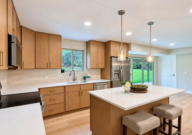 Photo 3 of Single family home for sale at 6184 S Benton Ct, Littleton, CO 80123 | MLS# 9969558 | Listing updated on 2026-10-08