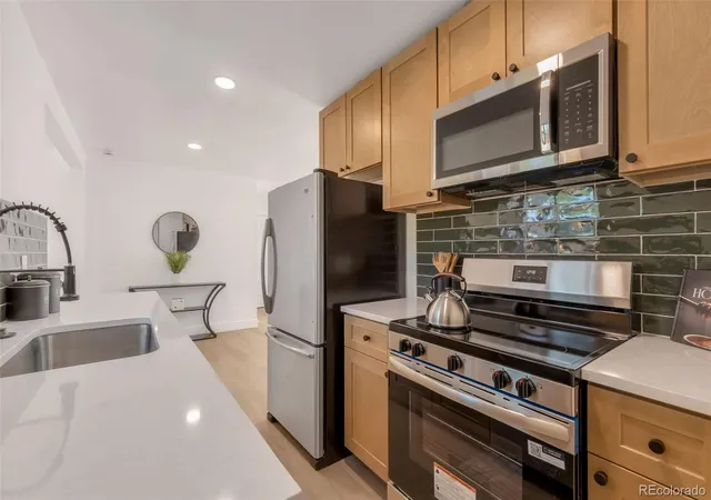 4th image of 1780 Nome St, Aurora, CO 80010 | MLS# 4003367