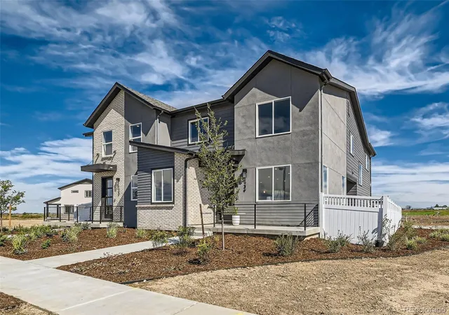 1st image of 1203 S Algonquian St, Aurora, CO 80018 | MLS# 1789475