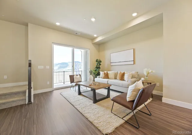 2nd image of 15577 W Washburn Dr, Lakewood, CO 80228 | MLS# 1877480