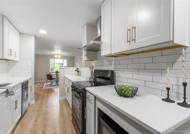 Photo 1 of Single family home for sale at 6087 Lewis St, Arvada, CO 80004 | MLS# 5088021 | Listing updated on 2026-10-01