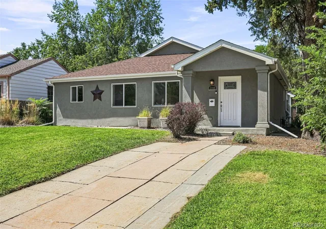 Photo 3 of Single family home for sale at 2995 Olive St, Denver, CO 80207 | MLS# 1953098 | Listing updated on 2026-08-30