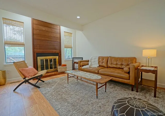 Photo 4 of Townhouse for sale at 8711 Carr Loop, Arvada, CO 80005 | MLS# 1744415 | Listing updated on 2026-10-07