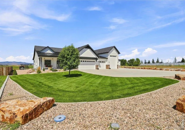 Photo 4 of Single family home for sale at 27857 Hopi Trl, Loveland, CO 80534 | MLS# IR1066981 | Listing updated on 2026-10-08
