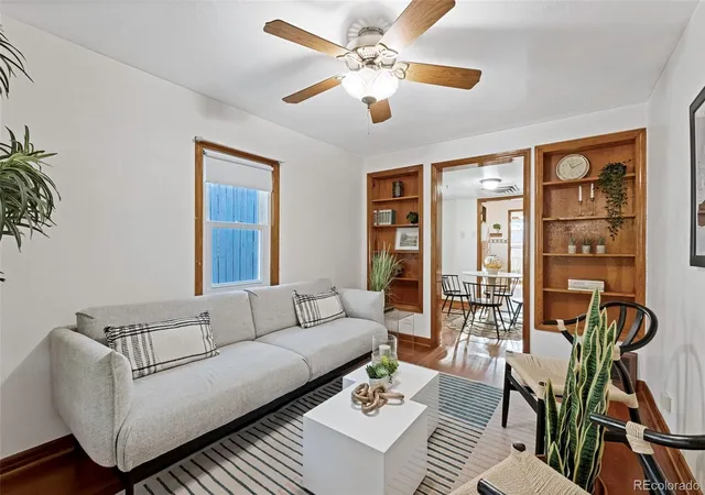 Photo 3 of Single family home for sale at 4707 S Cherokee St, Englewood, CO 80110 | MLS# 2805803 | Listing updated on 2026-10-08