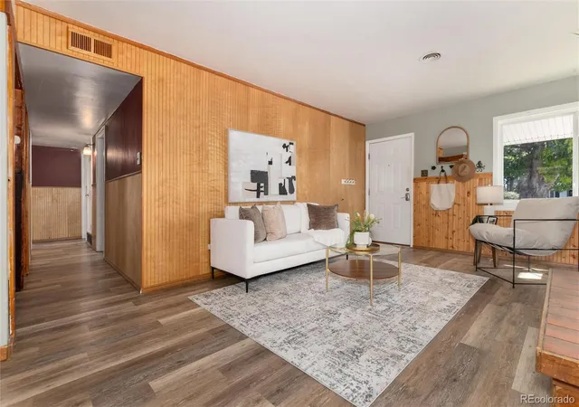 Photo 4 of Single family home for sale at 1057 Ursula St, Aurora, CO 80011 | MLS# 1966134 | Listing updated on 2026-10-09