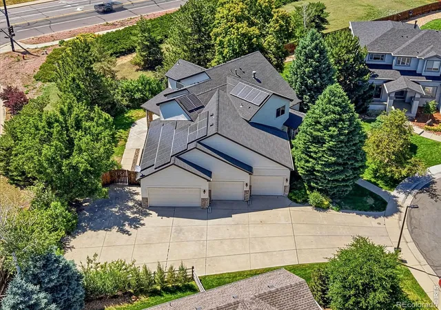 Photo 3 of Single family home for sale at 2554 Dutch Ct, Lafayette, CO 80026 | MLS# IR1066999 | Listing updated on 2026-09-13