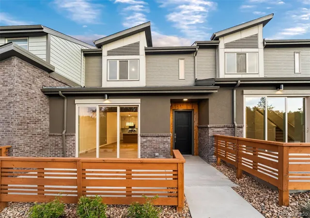 1st image of 12334 W 58th Ct, Arvada, CO 80004 | MLS# 1661397