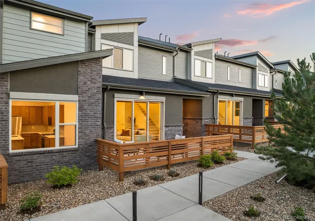 2nd image of 12334 W 58th Ct, Arvada, CO 80004 | MLS# 1661397