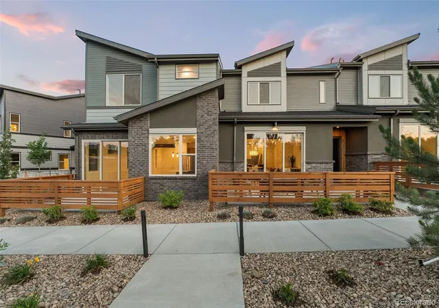 4th image of 12334 W 58Th Ct, Arvada, CO 80004 | MLS# 1661397